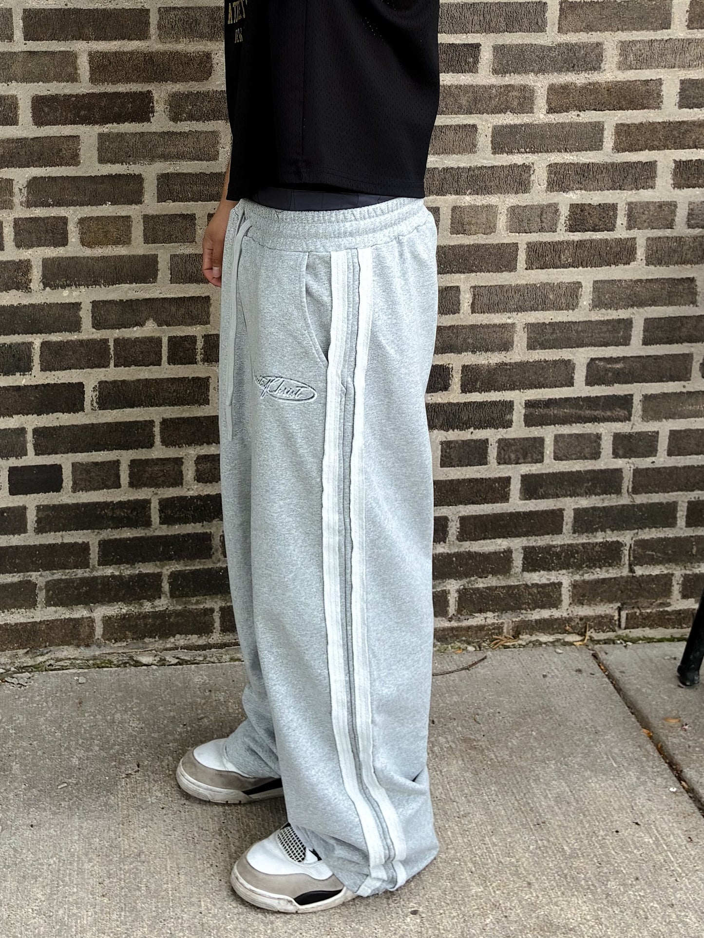 Servant of Christ Contrast Tape Straight Leg Sweatpants